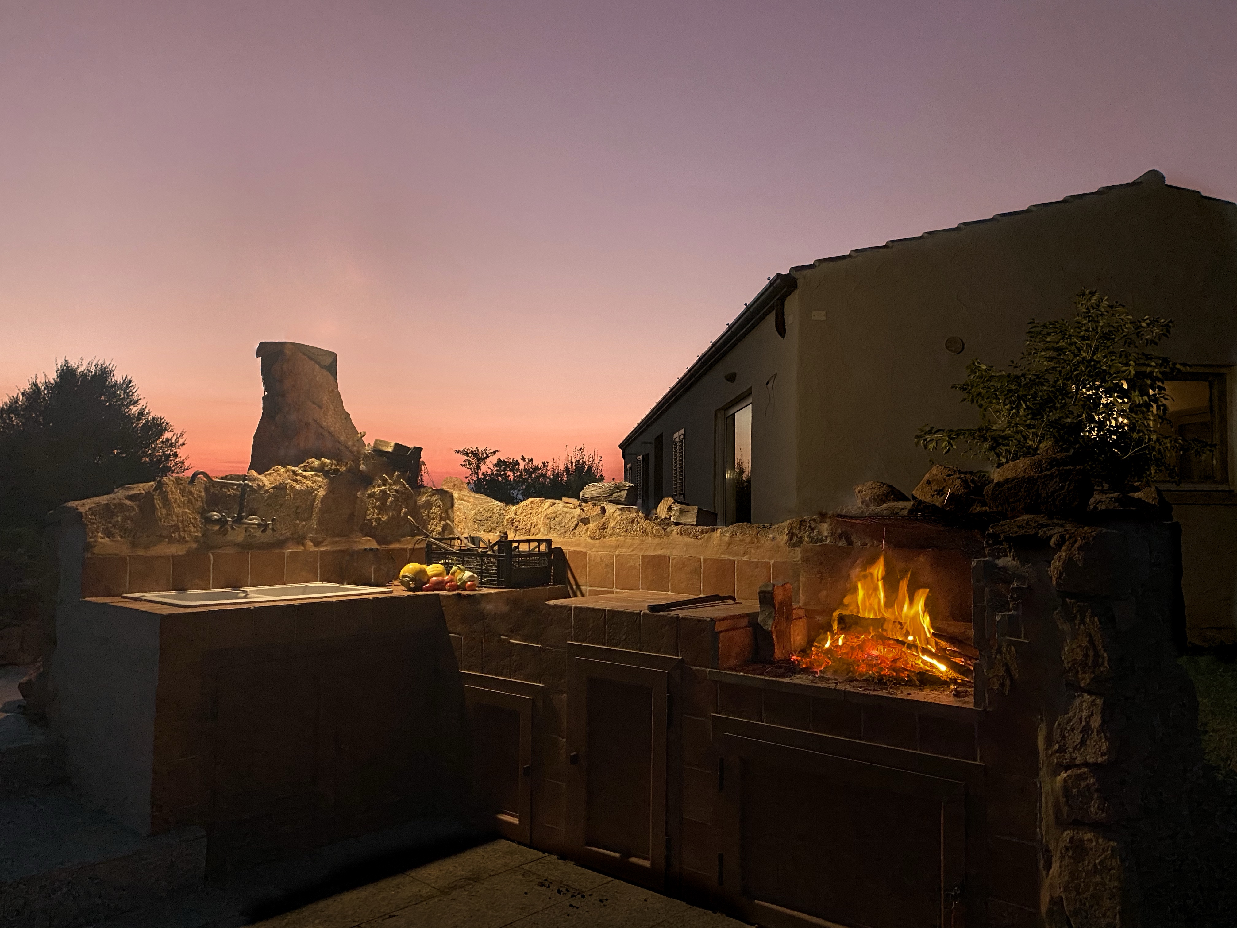 Outdoor barbecue at Su Bisu